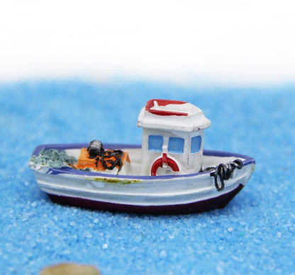 Boat – Miniature -1 piece M-670