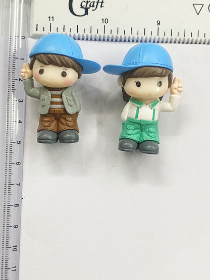 Couple Miniature- 2 pieces per set, design 694