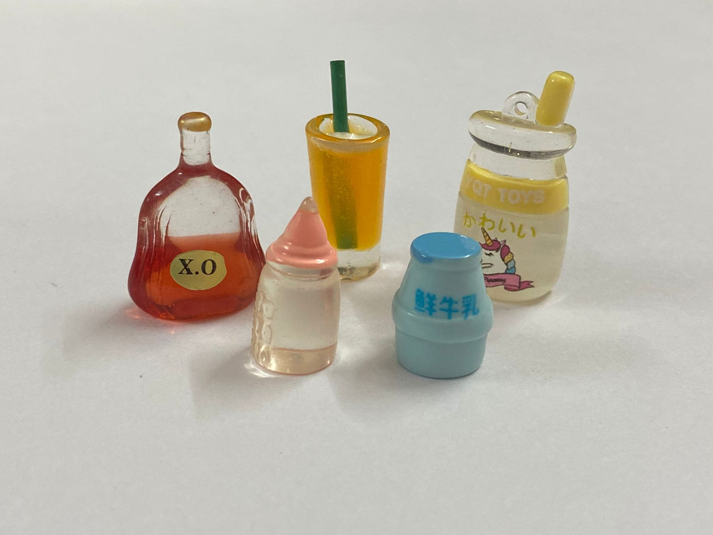 Food Miniature 5 pieces – design 211 Bottles