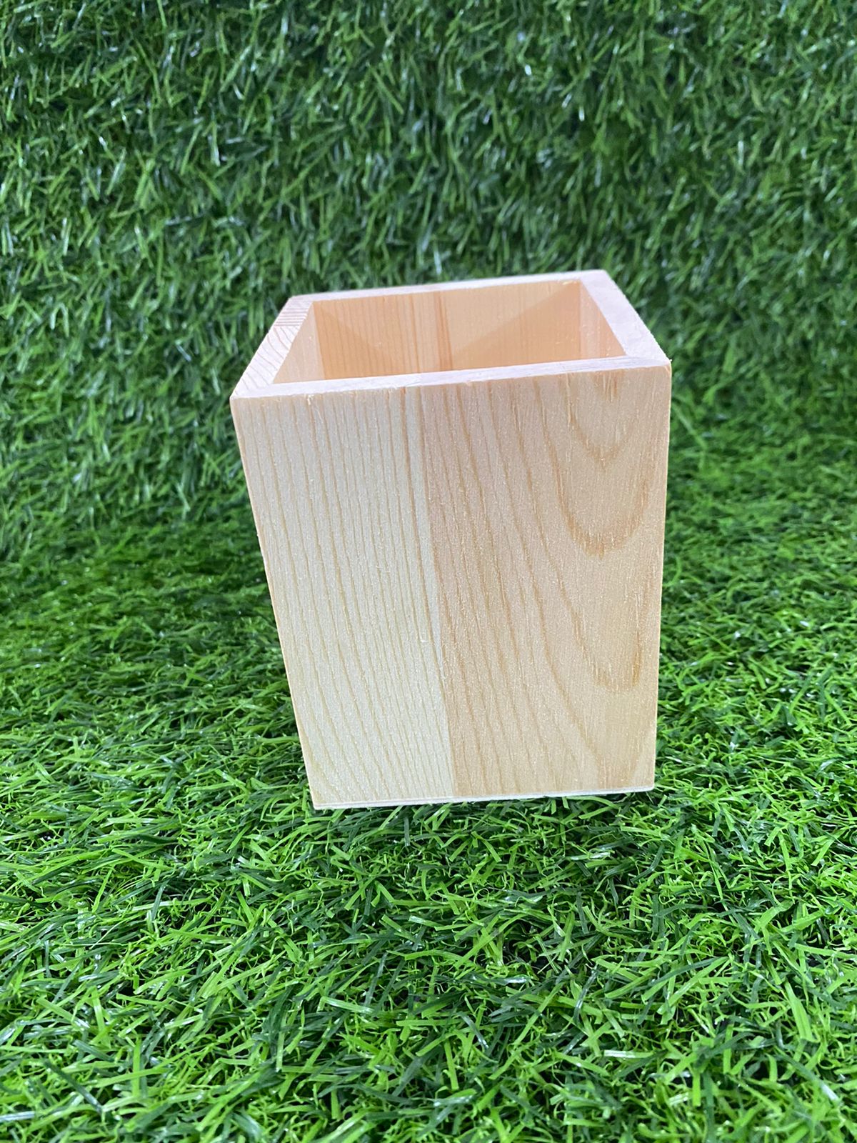 Pen Stand Shape – Square