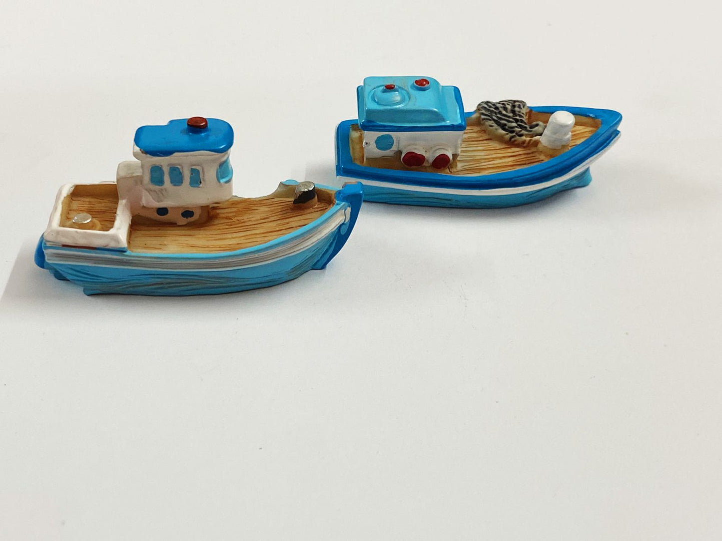 Boat – Miniature -2 pieces M-264