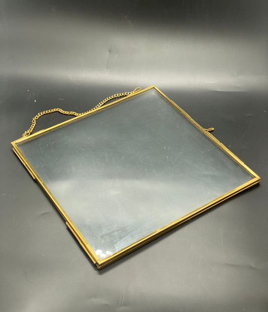 Vintage Glass Frame – 8 x 8 inch