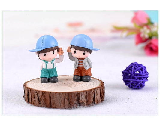 Couple Miniature- 2 pieces per set, design 333