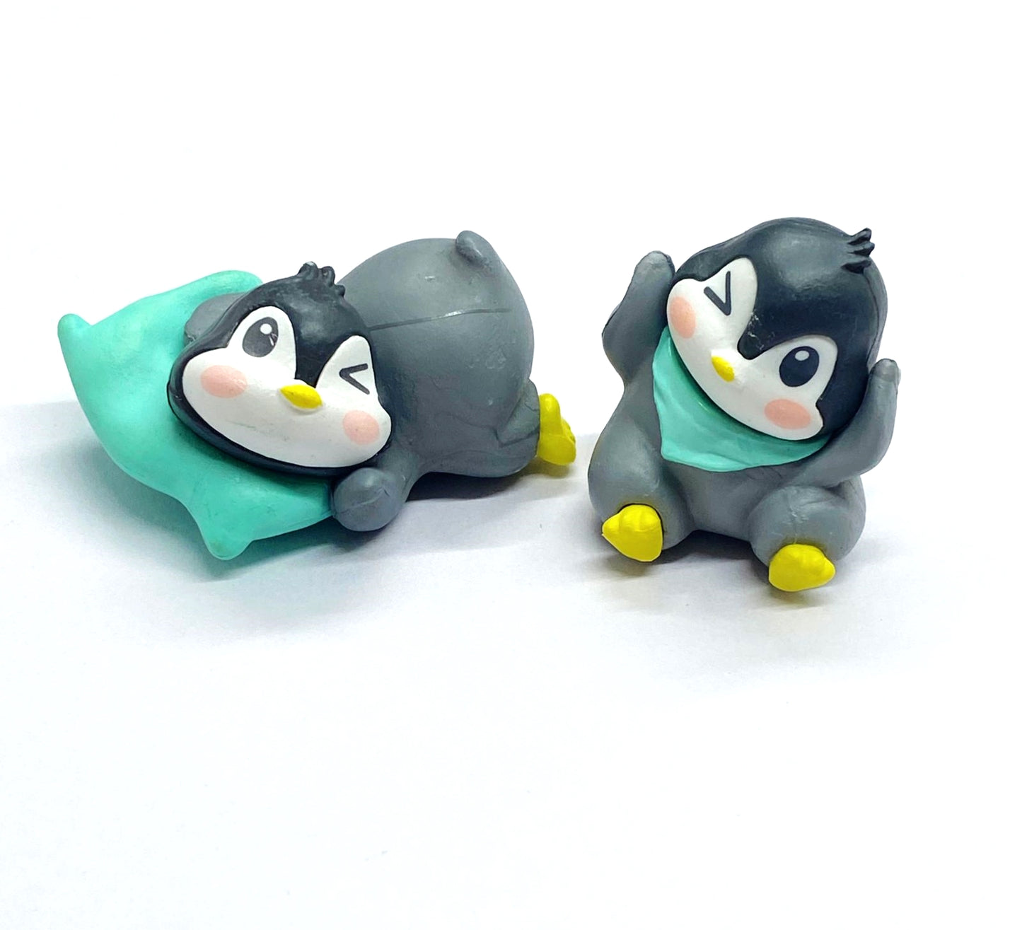 Penguin Miniature- 2 pieces per set, design 341