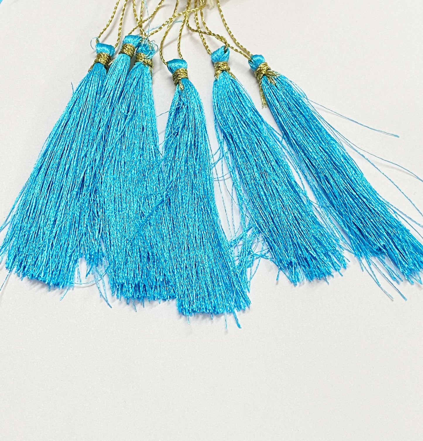 Thread Tassels – 10 Pieces – Light Blue