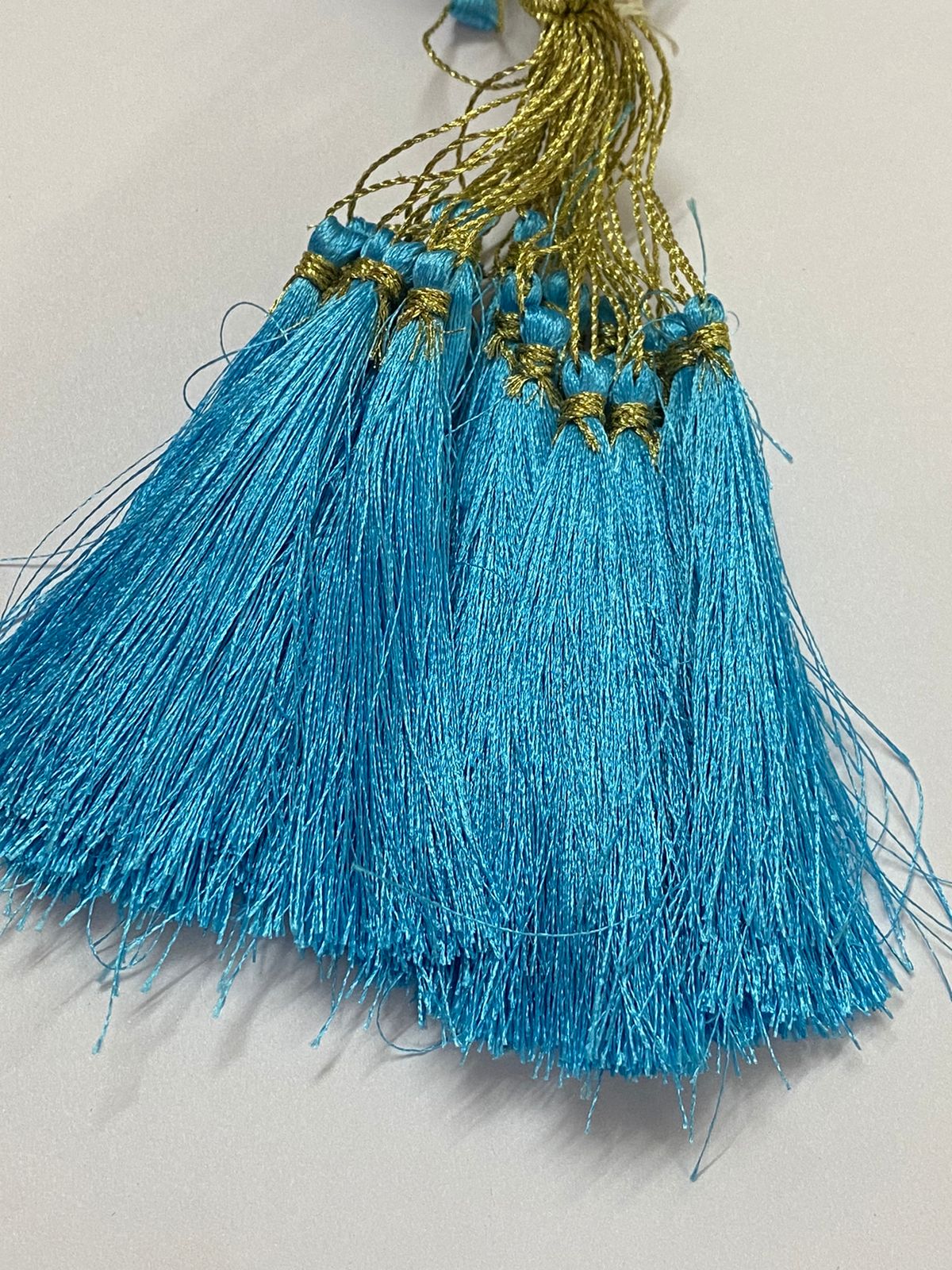 Thread Tassels – 10 Pieces – Light Blue