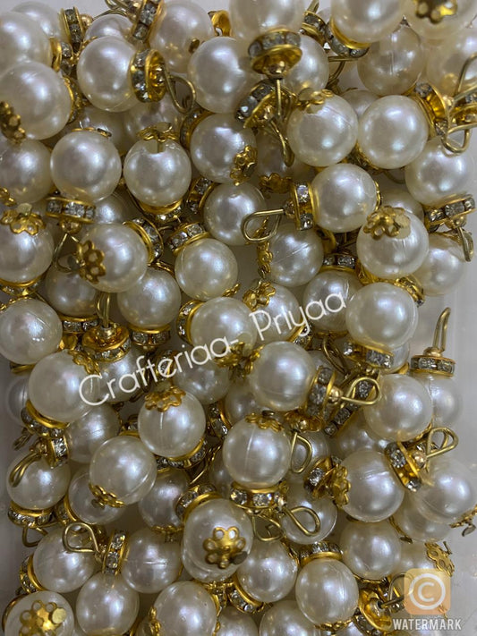 Pearl with Hooks -10 mm- 4 pieces